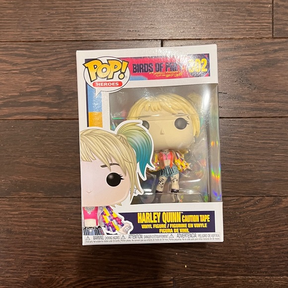 Pop! Heroes | Harley Quinn Caution Tape - Picture 1 of 6